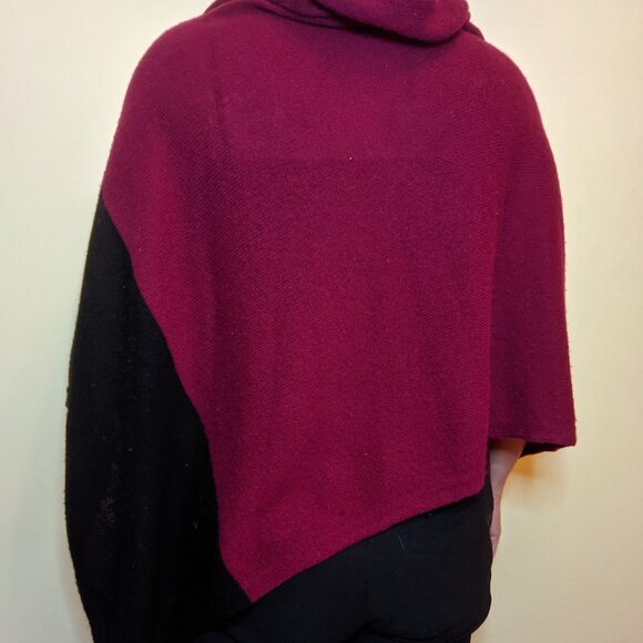 Wine and Black color Poncho - Picture 2 of 3
